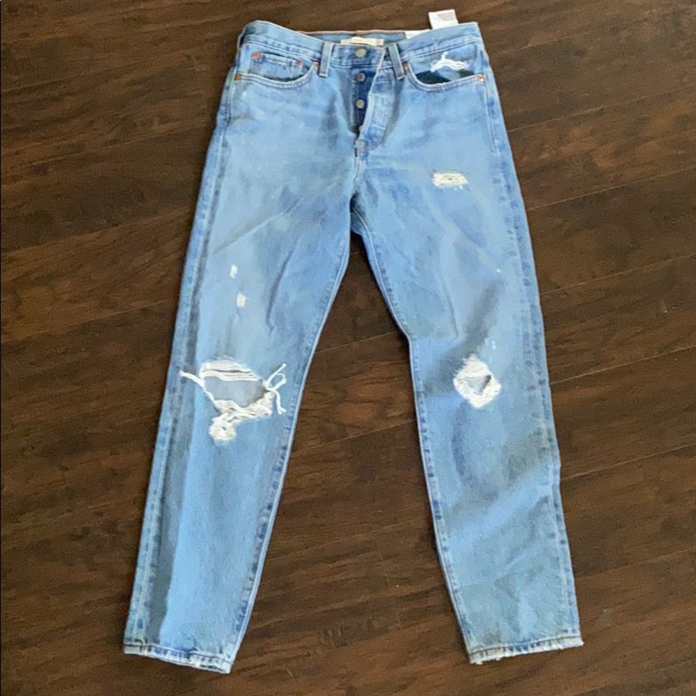 Levi’s wedgie fit jeans